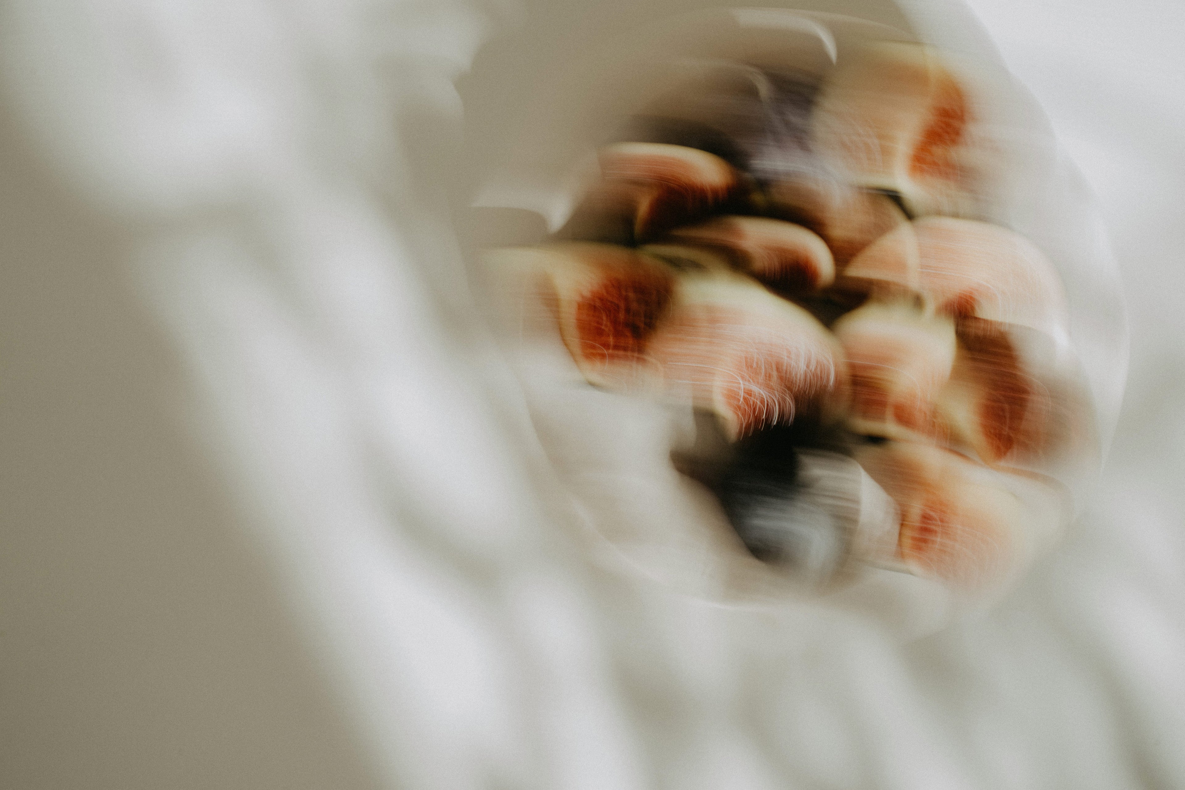 invited. to praise. fragrant.